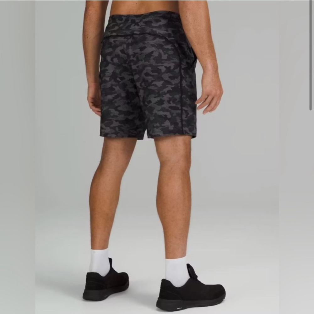 Lululemon Pace Breaker Camo Shorts - Picture 4 of 8